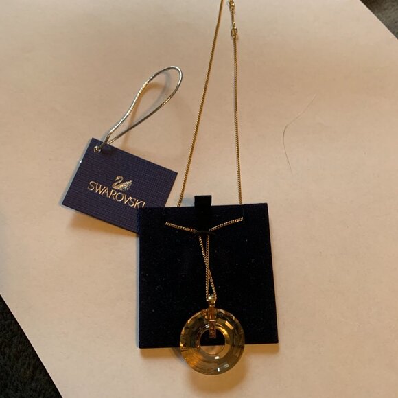 ✨ Beautiful Rare Vintage Swarovski Loop Pendent ✨ - Picture 7 of 16